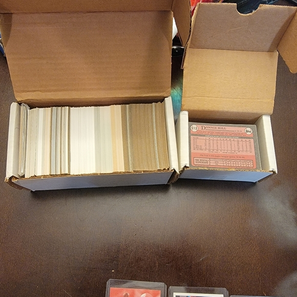 Baseball, basketball, football cards 1960's to 2010 - Picture 5 of 7